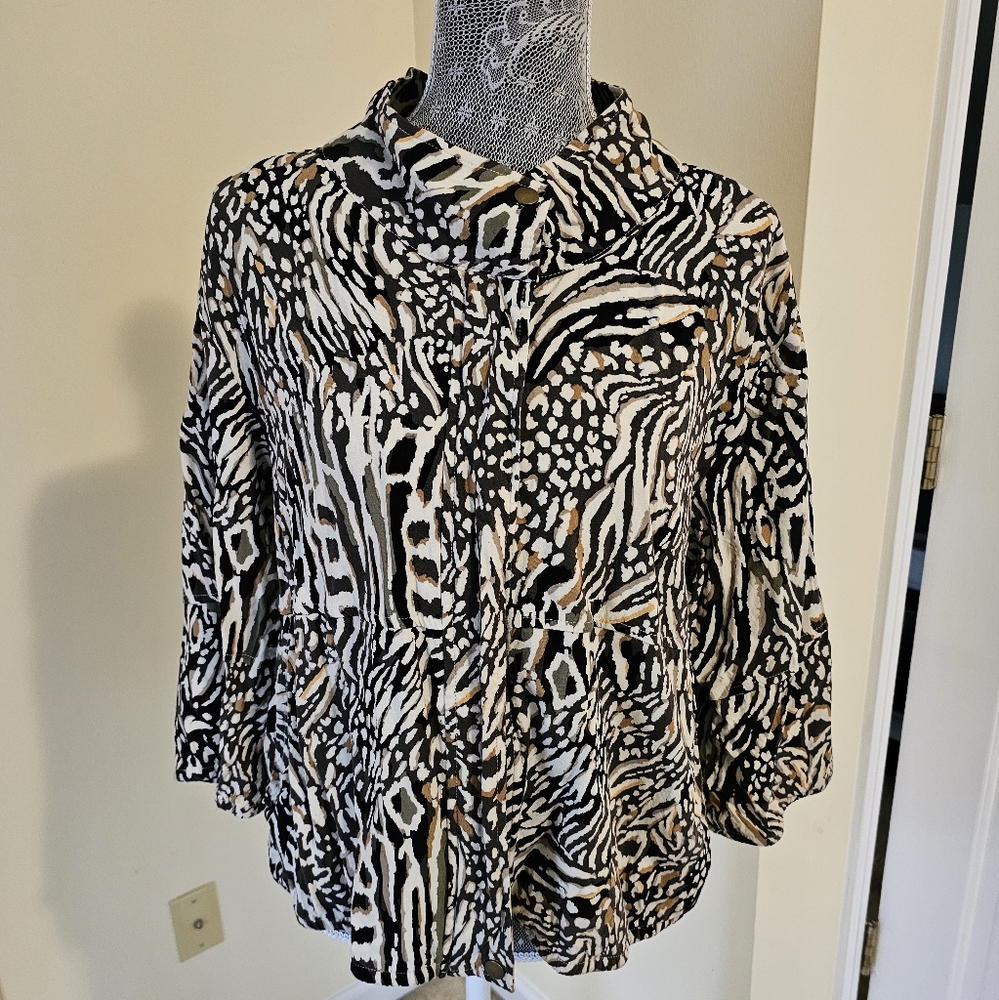 Cropped lightweight jacket